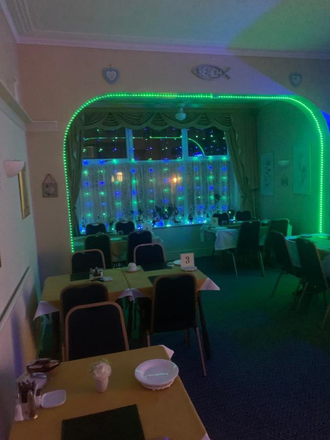 Hotel The Croydon Blackpool Esterno foto