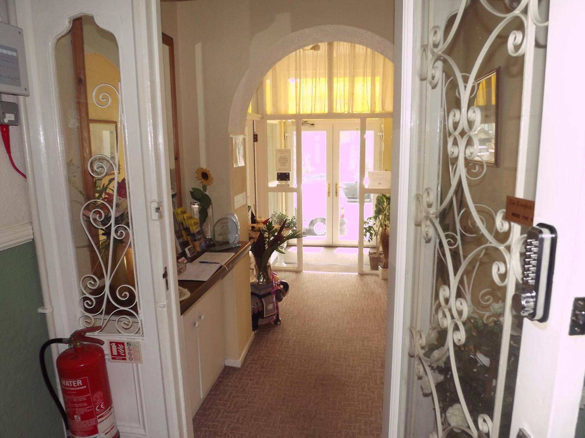 Hotel The Croydon Blackpool Esterno foto